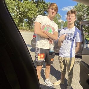 Meet your Posher, Alec